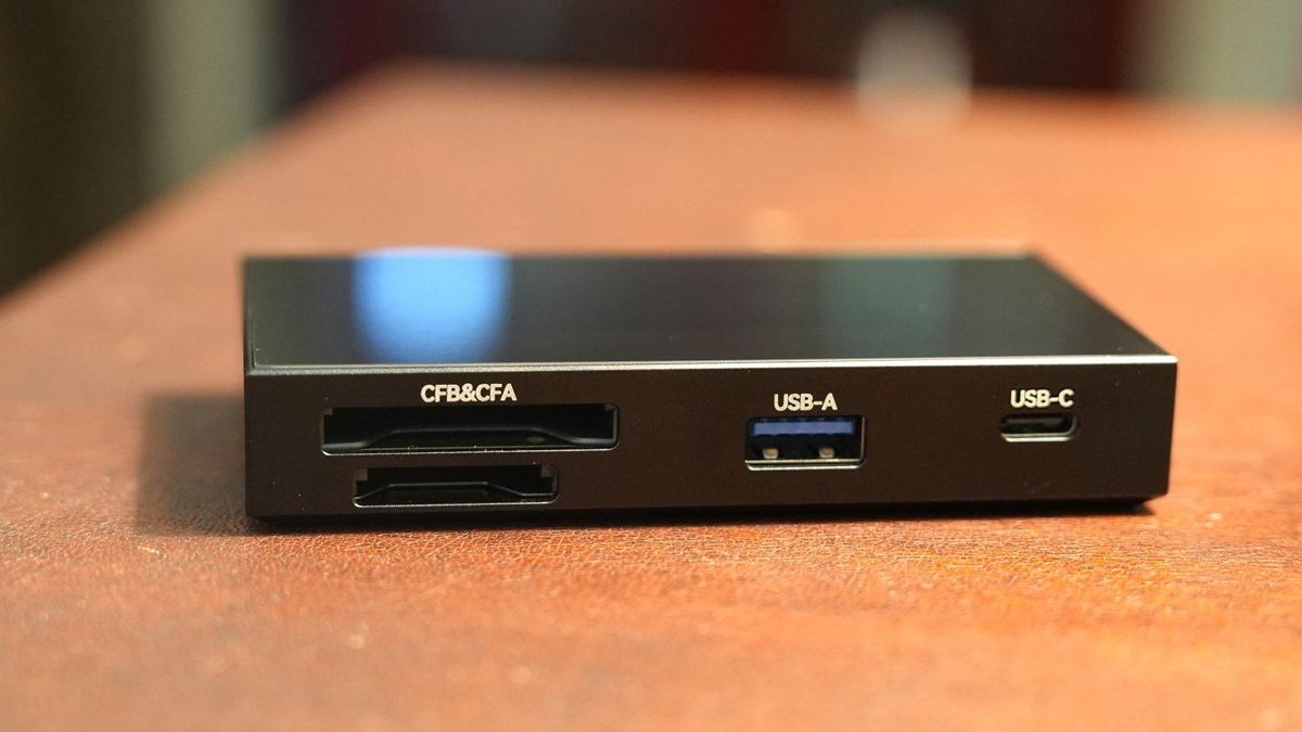 Multiple card reader slots make this hub a great choice for photographers.