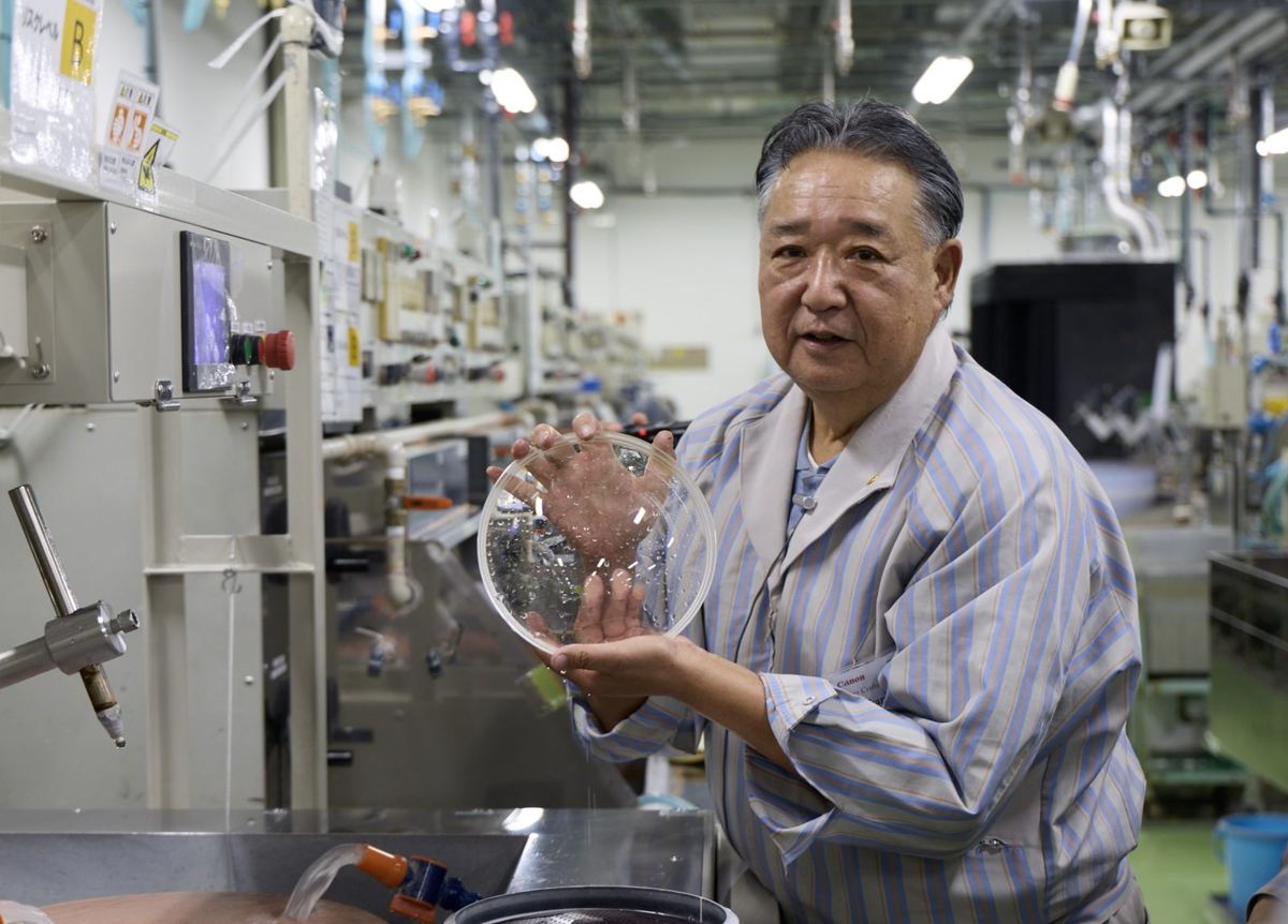 Inside Canon's lens factory