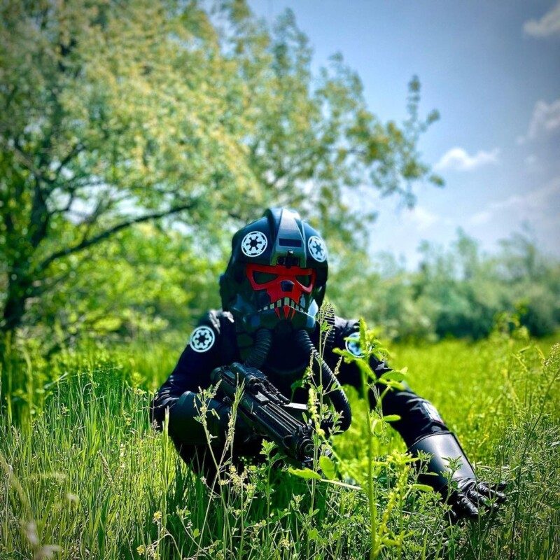 Cosplay Photographer Gabrielle McCann and her husband make 3D Star Wars costumes and photograph them. @mrs_props on Instagram.